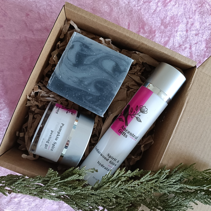Detox Gift Set │ Activated Charcoal Soap, Pumpkin Spice Peeling Gel, Cedarwood Face Moisturizer