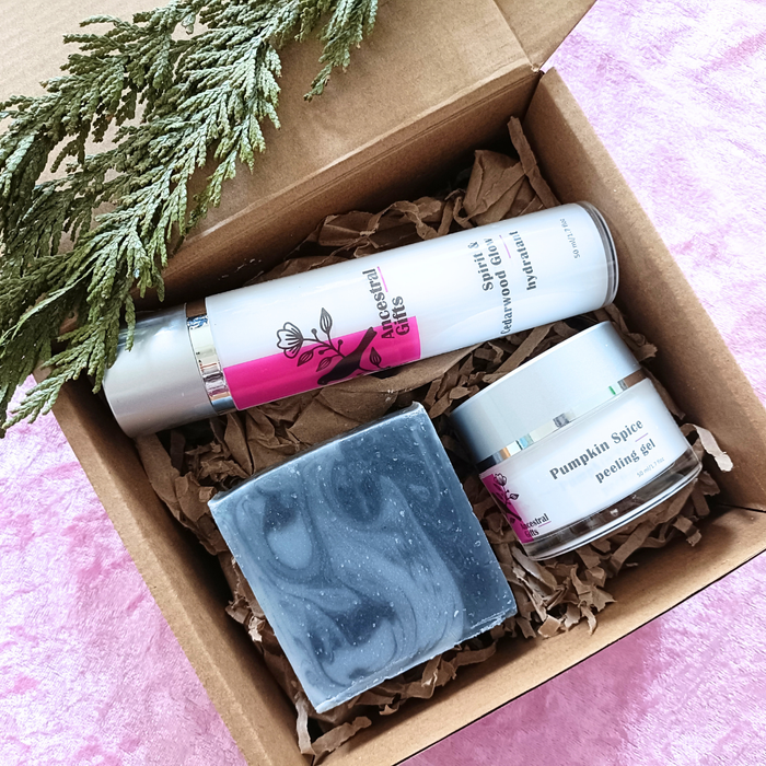 Detox Gift Set │ Activated Charcoal Soap, Pumpkin Spice Peeling Gel, Cedarwood Face Moisturizer
