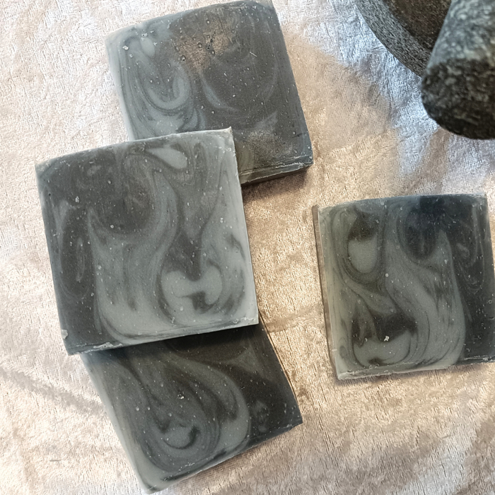 Detox Gift Set │ Activated Charcoal Soap, Pumpkin Spice Peeling Gel, Cedarwood Face Moisturizer