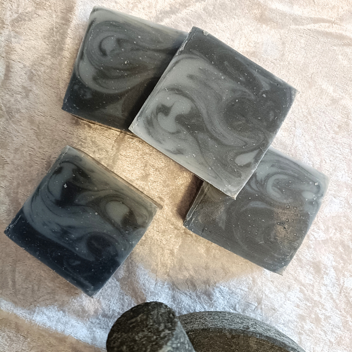 Detox Gift Set │ Activated Charcoal Soap, Pumpkin Spice Peeling Gel, Cedarwood Face Moisturizer