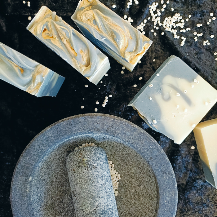 Ancient Earth Peral Barley Gold Soap